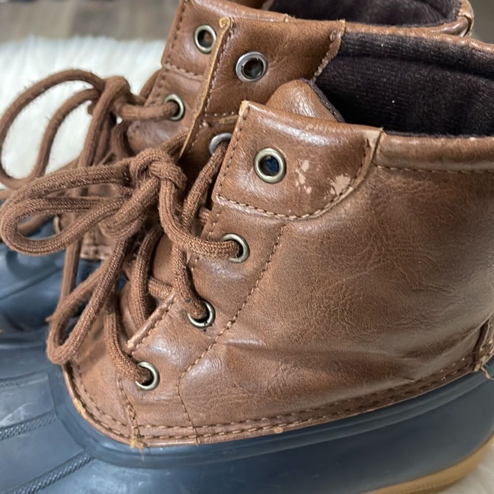 SPERRY WINTER BOOTS SIZE 2M - Picture 5 of 9